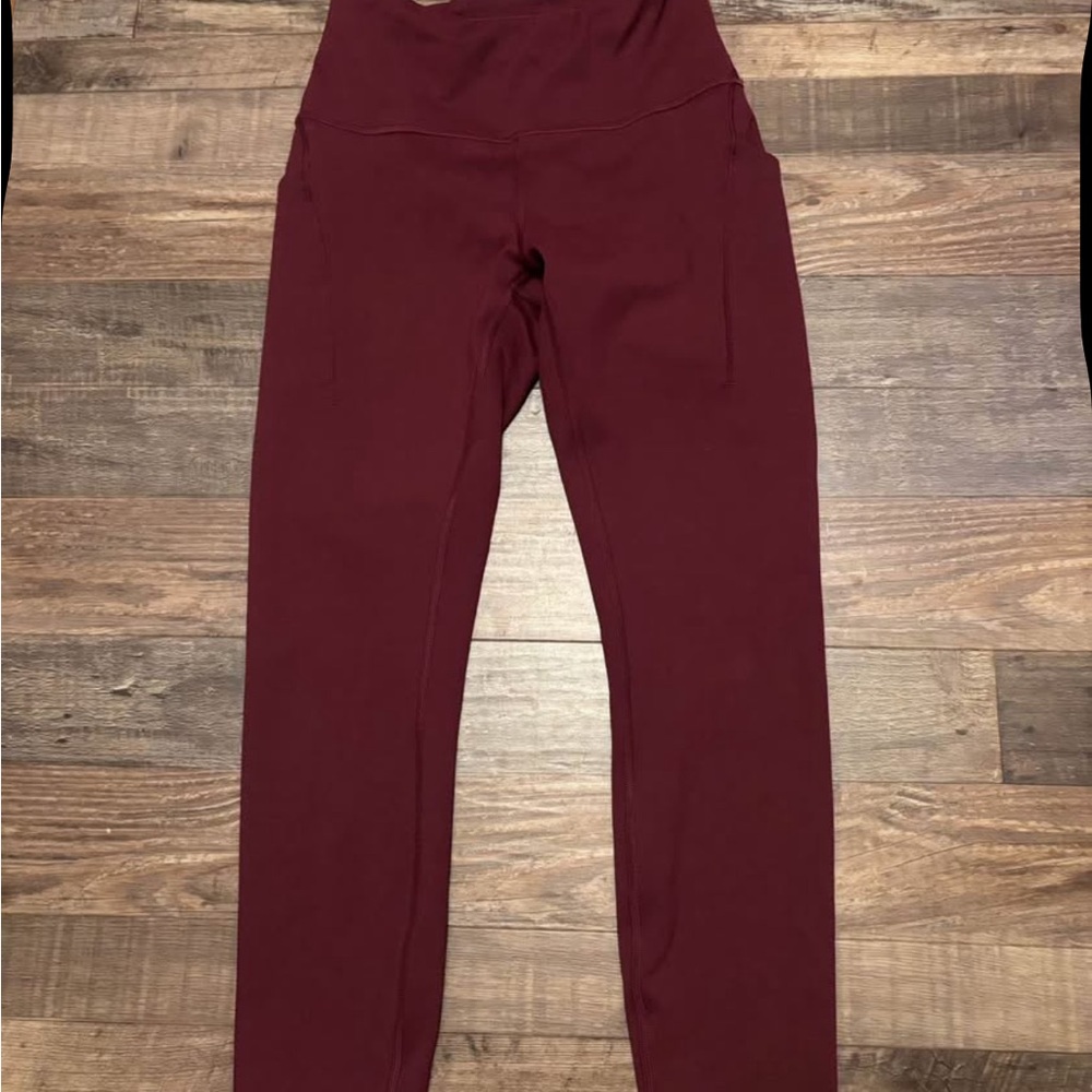 Lululemon wonder under high rise leggings size 6